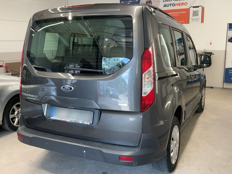 Ford Tourneo Connect 1.0 EcoBoost Trend — zdjęcie 6