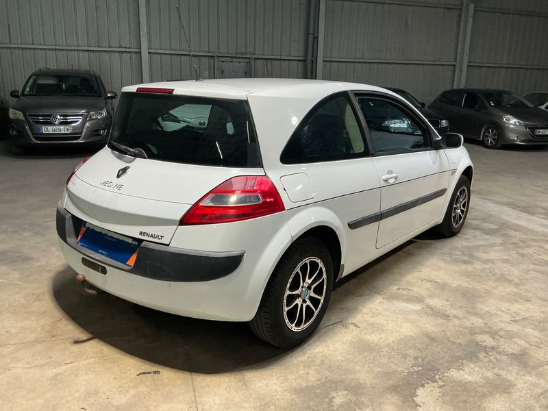 Renault Megane 1.5 dCi Authentique — zdjęcie 2