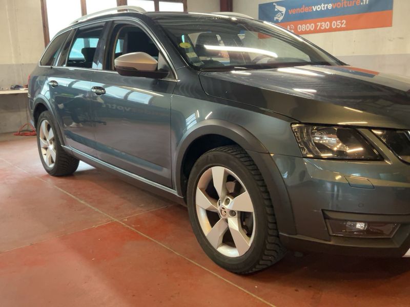 Skoda Octavia 2.0 TDI Scout 4x4 — zdjęcie 8