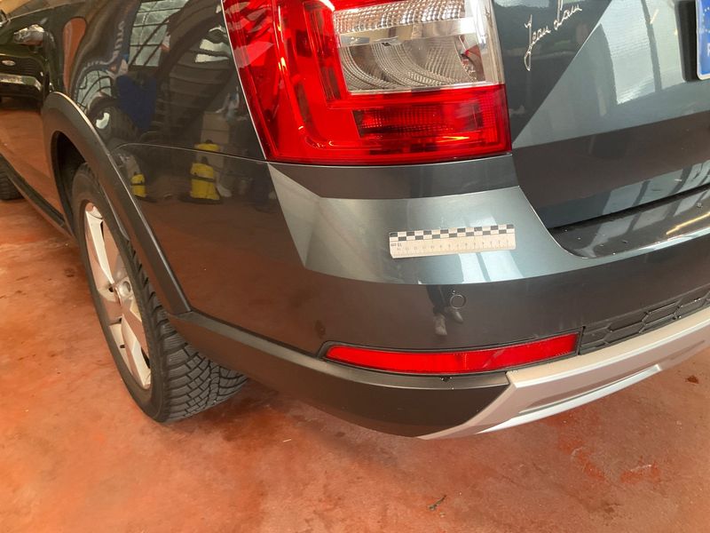 Skoda Octavia 2.0 TDI Scout 4x4 2019 – снимка 42