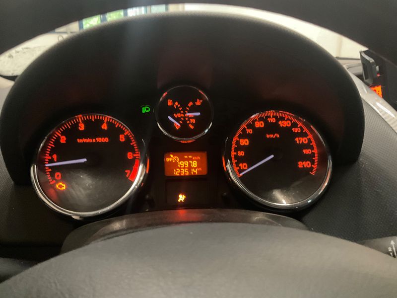 Peugeot 207 1.6 Premium — zdjęcie 4