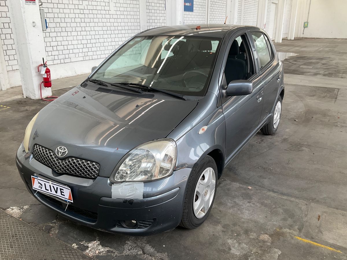 Toyota Yaris 2005