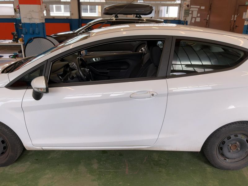 Ford Fiesta 1.25 Trend — zdjęcie 4