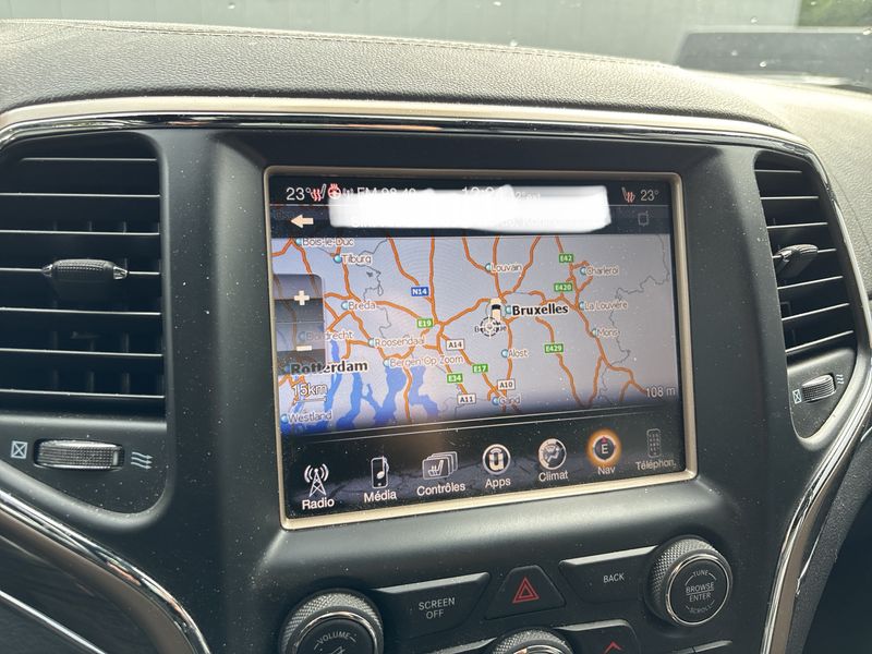 Jeep Grand Cherokee 3.0 CRD Overland 2015 – снимка 13