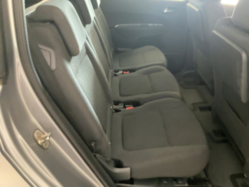 Peugeot 5008 1.6 Blue-HDi Active — zdjęcie 14