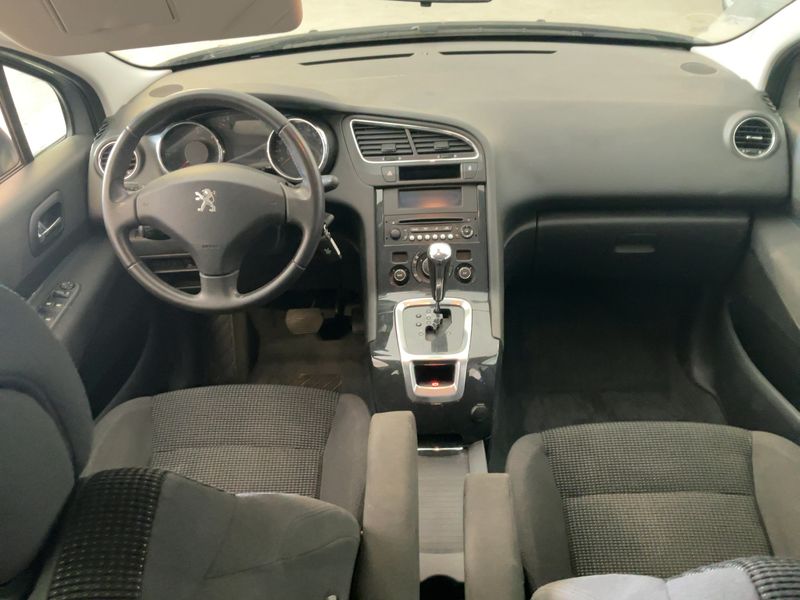 Peugeot 5008 1.6 Blue-HDi Active — zdjęcie 12