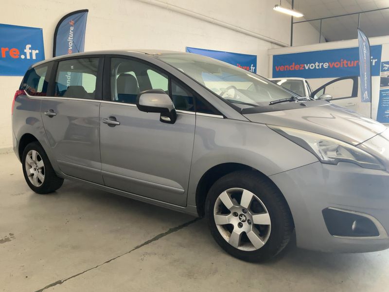 Peugeot 5008 1.6 Blue-HDi Active — zdjęcie 8