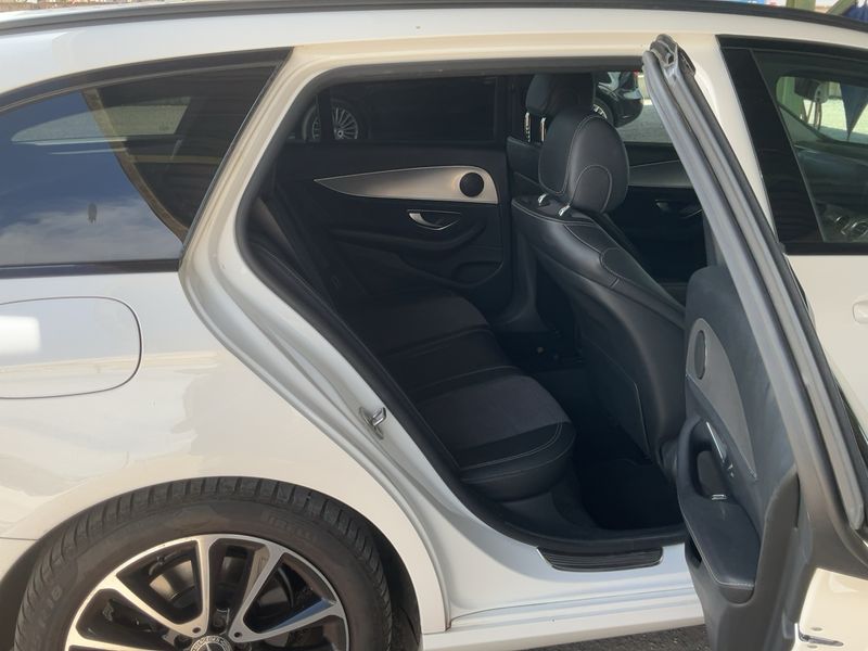 Mercedes-Benz E-Klasse E 220 d T Business Sport — zdjęcie 14