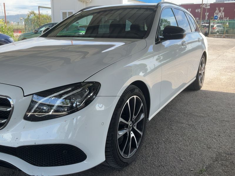 Mercedes-Benz E-Klasse E 220 d T Business Sport — zdjęcie 2