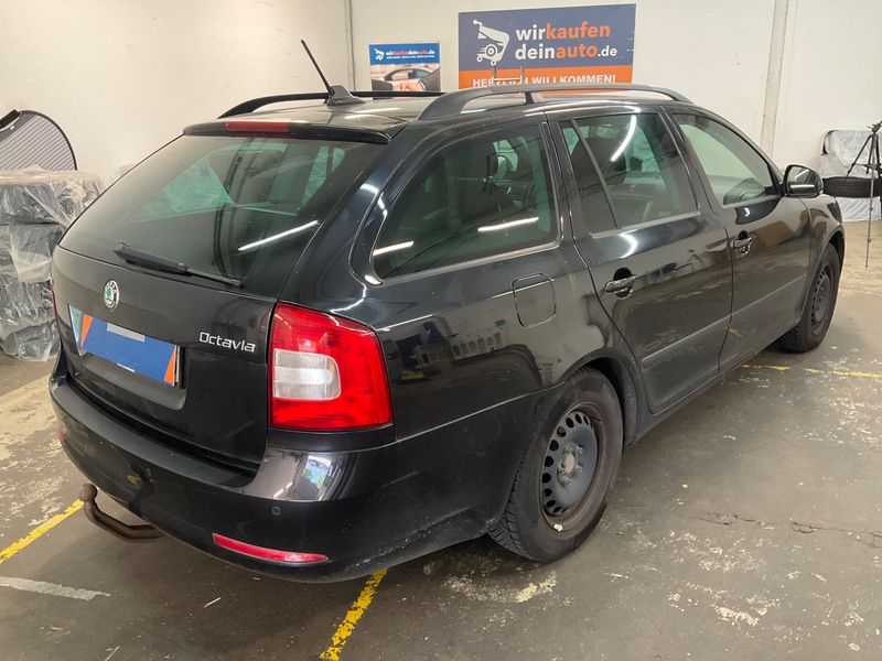 Skoda Octavia 1.4 TSI Elegance — zdjęcie 2