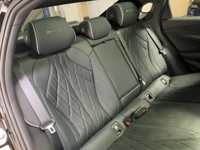 BYD Seal electric drive 390 kW Excellence AWD — zdjęcie 14