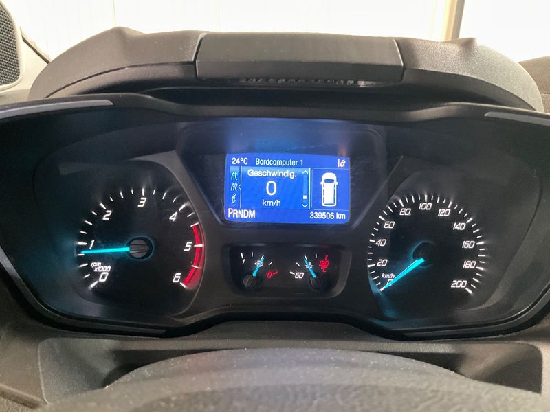 Ford Transit 2.0 TDCi 310 L1 Tourneo Titanium — zdjęcie 13