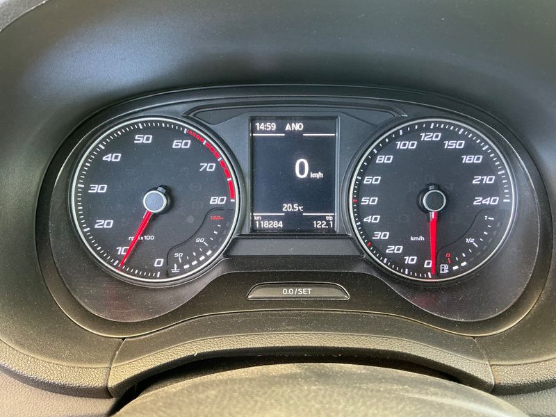 Seat Ibiza 1.0 TSI FR 2017 – снимка 18