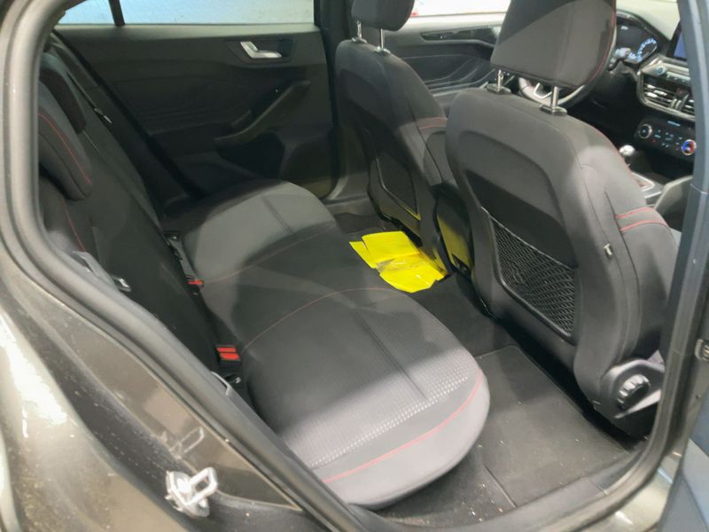 Ford Focus 1.5 TDCi EcoBlue ST-Line 2019 – снимка 19