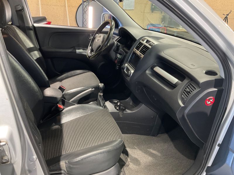 Kia Sportage 2.0 EX 4WD — zdjęcie 3