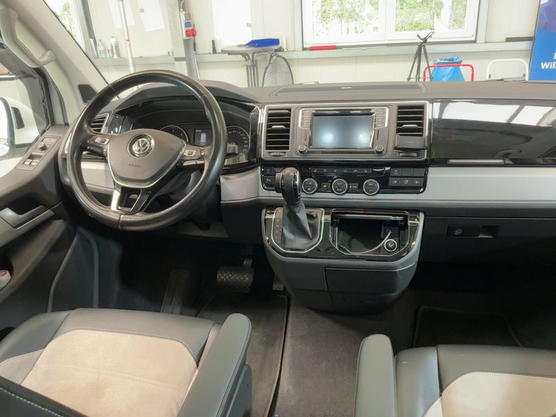 Volkswagen T6 Multivan 2.0 TDI Highline 4Motion — zdjęcie 12