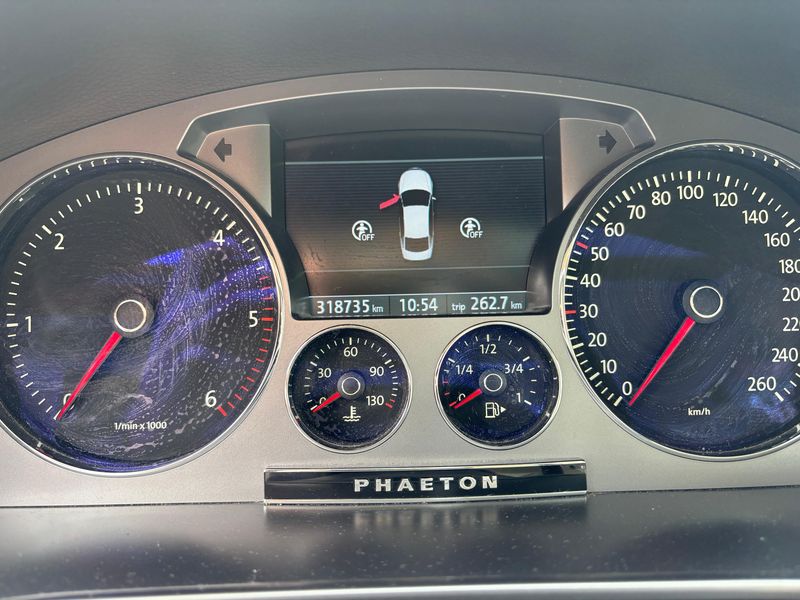Volkswagen Phaeton 3.0 V6 TDI 4Motion — zdjęcie 18