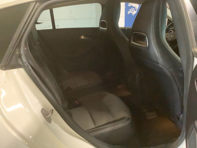 Mercedes-Benz CLA-Klasse CLA 180 Shooting Brake — zdjęcie 14