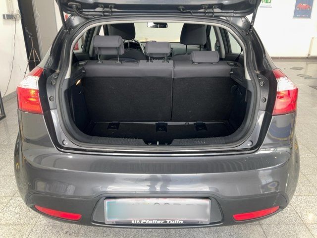 Kia Rio 1.2 Titan — zdjęcie 10