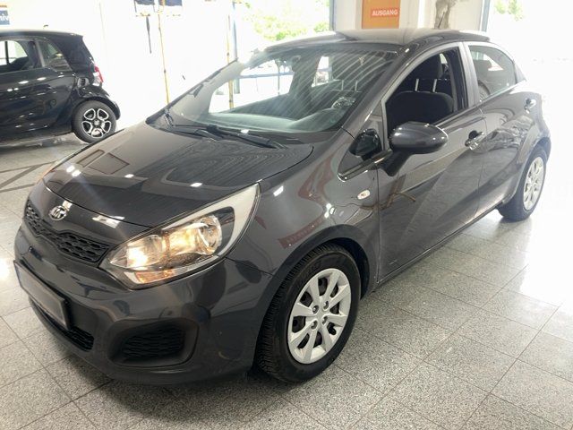 Kia Rio 1.2 Titan — zdjęcie 2