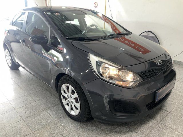 Kia Rio 1.2 Titan — zdjęcie 8