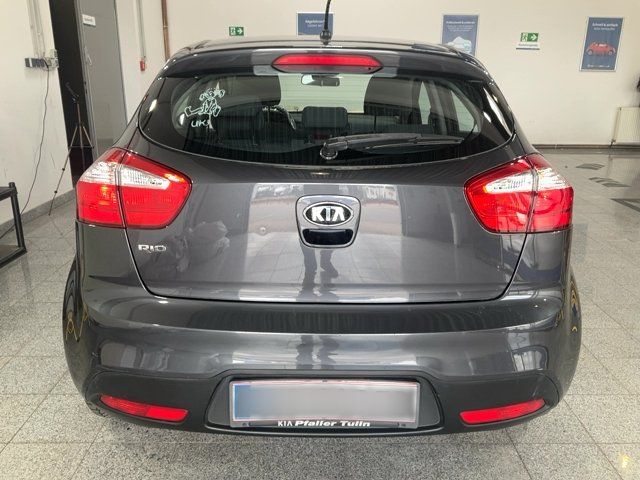 Kia Rio 1.2 Titan — zdjęcie 5