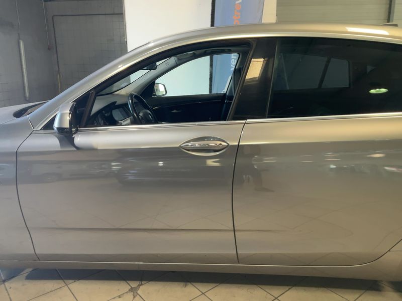 BMW 5er 530d GT xDrive 2011 – снимка 4