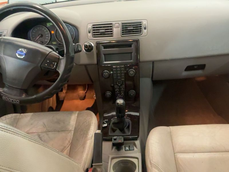Volvo V50 2.0 D Summum — zdjęcie 12
