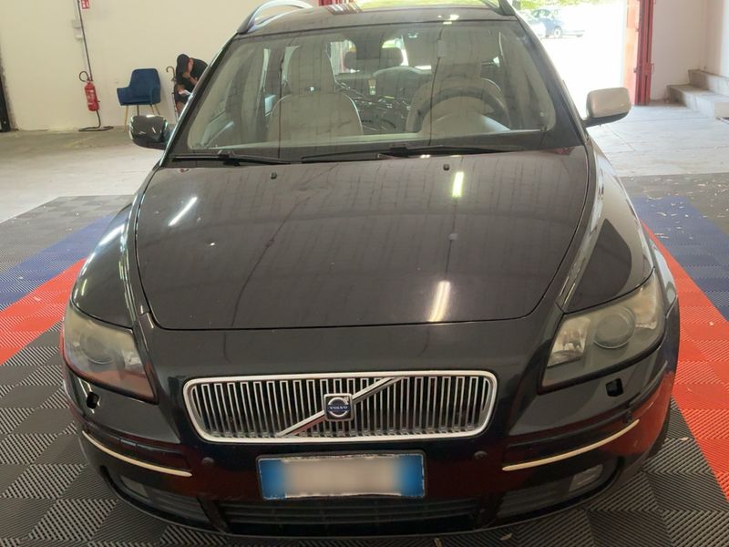 Volvo V50 2.0 D Summum — zdjęcie 9