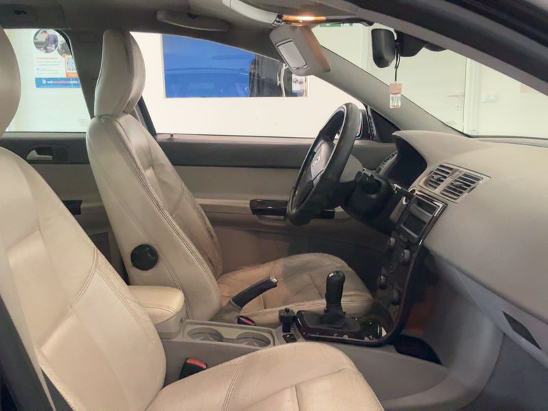 Volvo V50 2.0 D Summum — zdjęcie 11