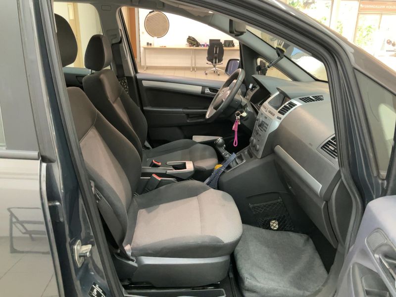 Opel Zafira 1.8 Family — zdjęcie 11