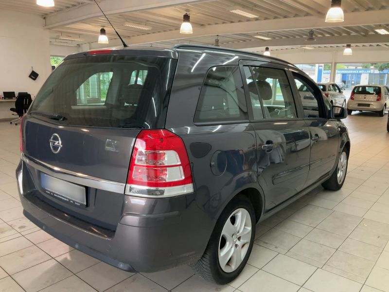 Opel Zafira 1.8 Family — zdjęcie 6