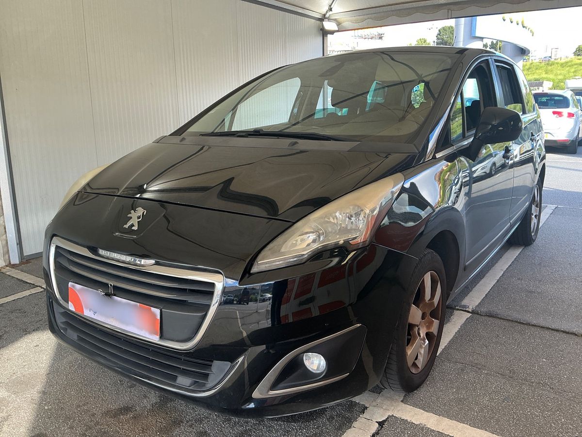 Peugeot 5008 2015
