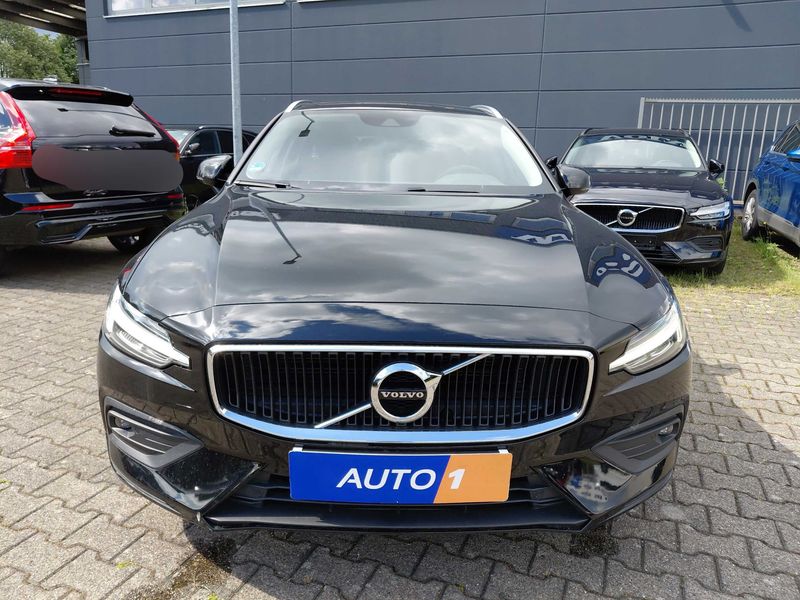 Volvo V60 2.0 B4 Mild-Hybrid Momentum Pro — zdjęcie 7