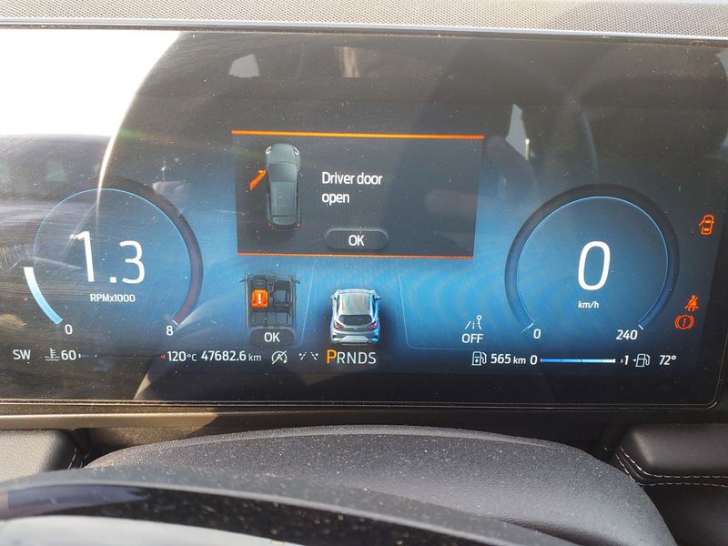 Ford Puma 1.0 EcoBoost Mild-Hybrid Titanium Design — zdjęcie 11