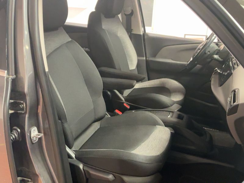 Citroen C4 Picasso 1.2 e-THP Feel — zdjęcie 11