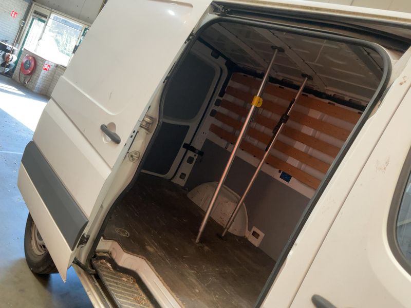 Mercedes-Benz Sprinter 210 CDI — zdjęcie 14