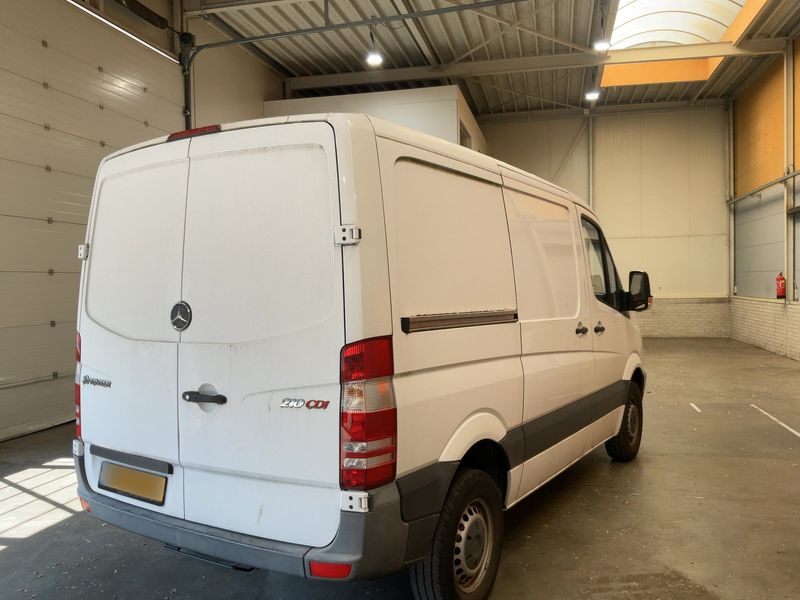 Mercedes-Benz Sprinter 210 CDI — zdjęcie 6