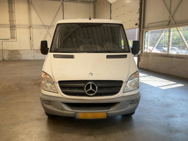 Mercedes-Benz Sprinter 210 CDI — zdjęcie 9