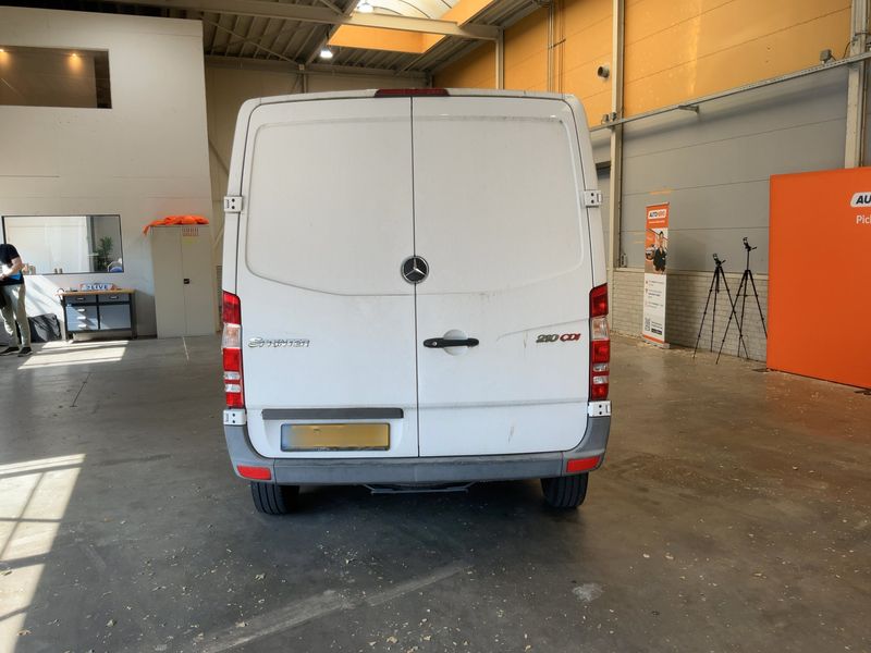 Mercedes-Benz Sprinter 210 CDI — zdjęcie 5