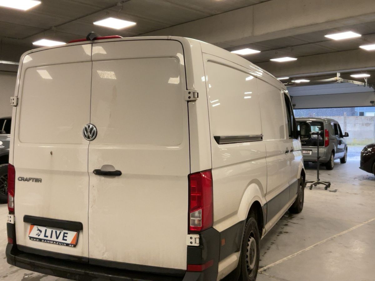 Volkswagen Crafter 2022 — photo 9
