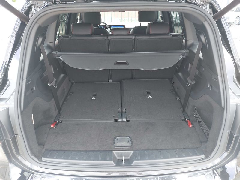 Mercedes-Benz GLB-Klasse GLB 200 d AMG Line — zdjęcie 9