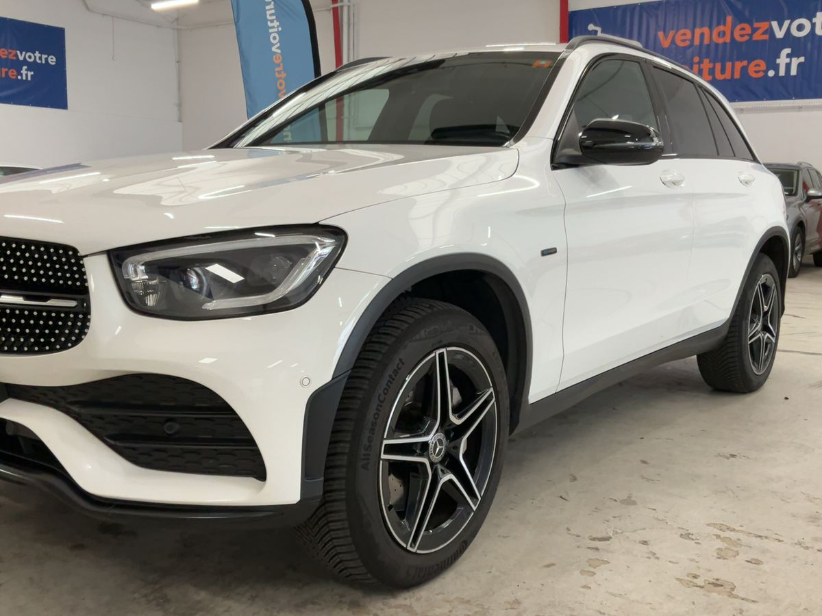 Mercedes-Benz GLC-Klasse GLC 300e 4Matic AMG Line