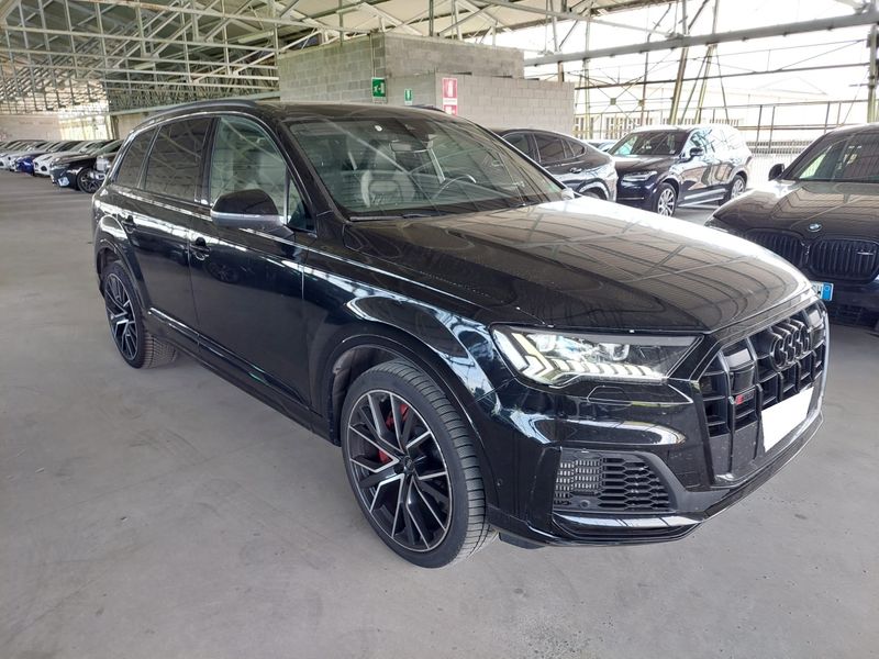 Audi SQ7 4.0 TFSI quattro — zdjęcie 6
