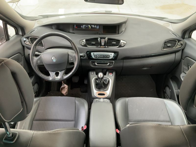 Renault Scenic 1.6 dCi Energy 2013 – снимка 17
