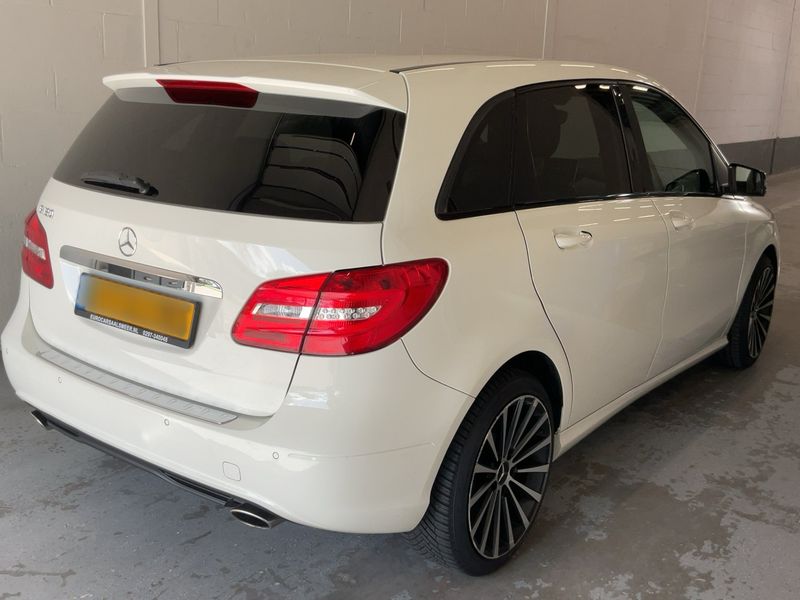 Mercedes-Benz B-Klasse B 180 — zdjęcie 6