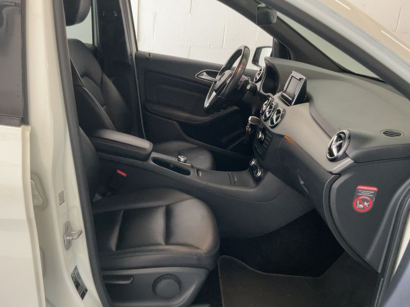 Mercedes-Benz B-Klasse B 180 — zdjęcie 11