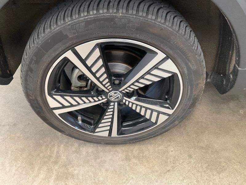 MG ZS electric drive 115 kW Luxury 2021 – снимка 9