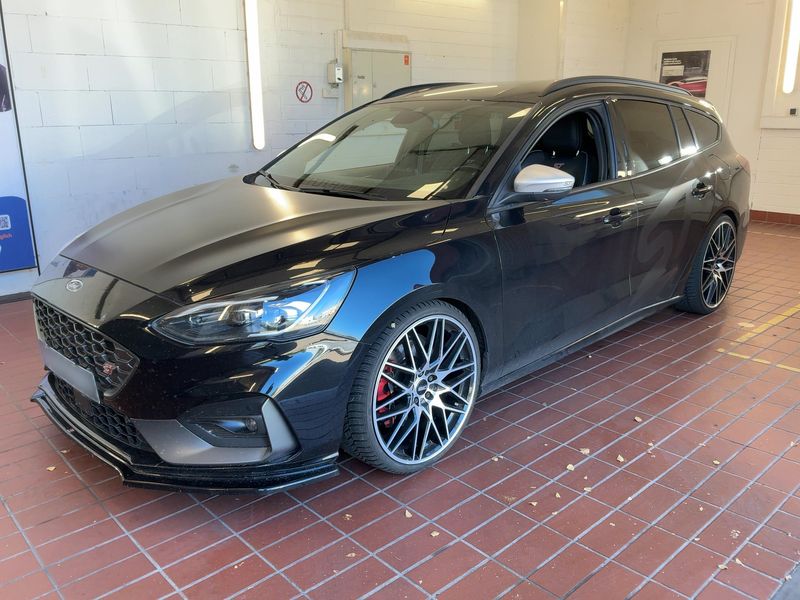 Ford Focus 2.3 EcoBoost ST