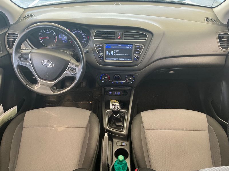 Hyundai i20 1.0 TGDI Trend — zdjęcie 12